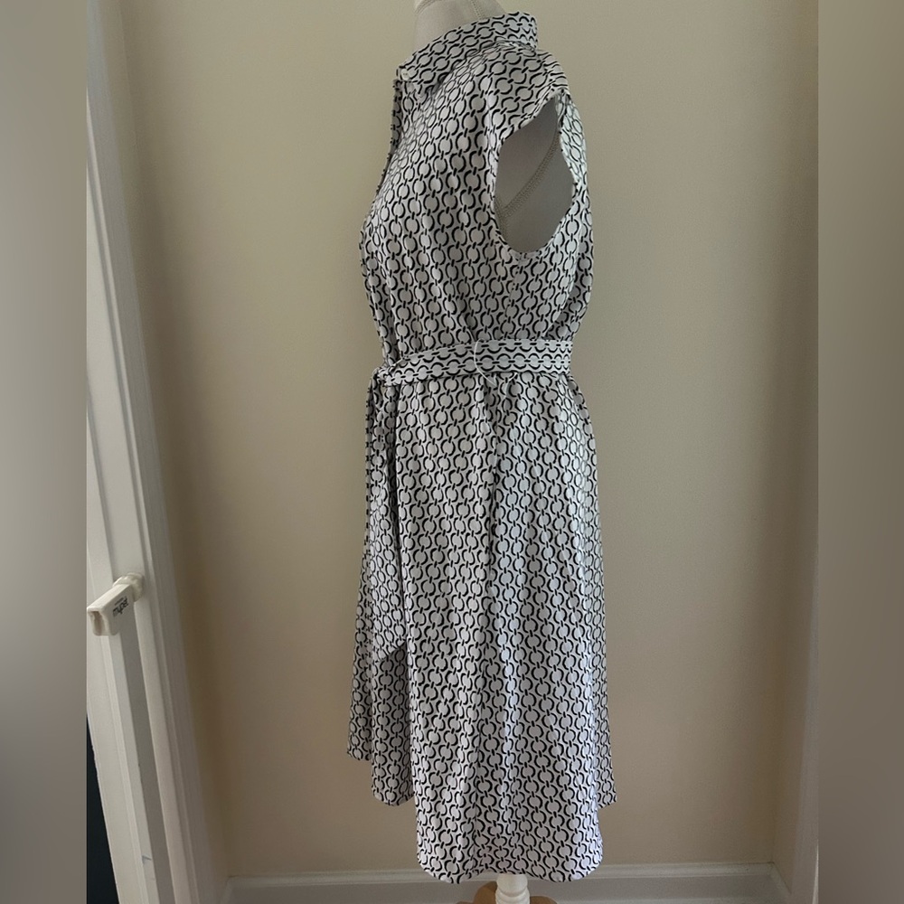CUTE White w/Black/Brown Dress - Picture 4 of 7